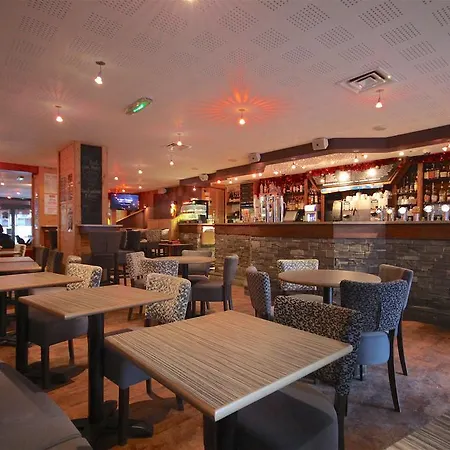 Hotel Rhodos Morzine 2*