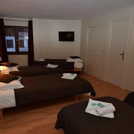 Rhodos Hotel 2*