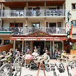 Rhodos 2* Morzine