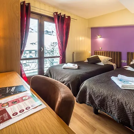 Rhodos Morzine Hotel 2*