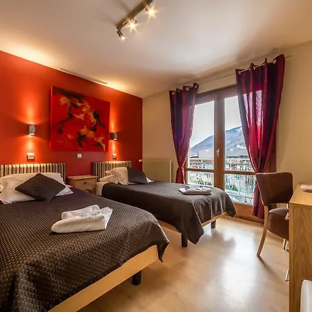 Rhodos Morzine Hotel 2*