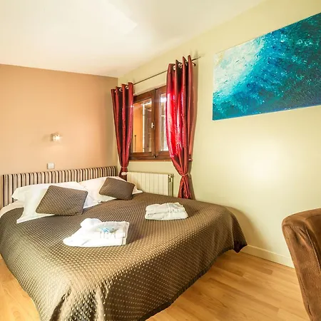 Hotel Rhodos Morzine 2*
